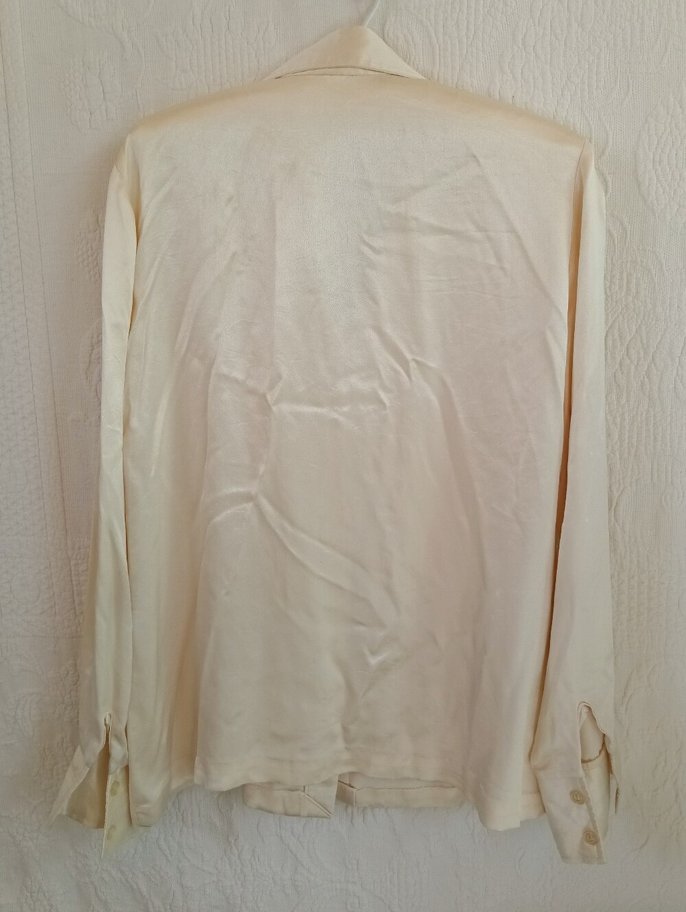 vintage cream silky satin button-down blouse classic pointed Dagger collar 70s - Picture 11 of 12